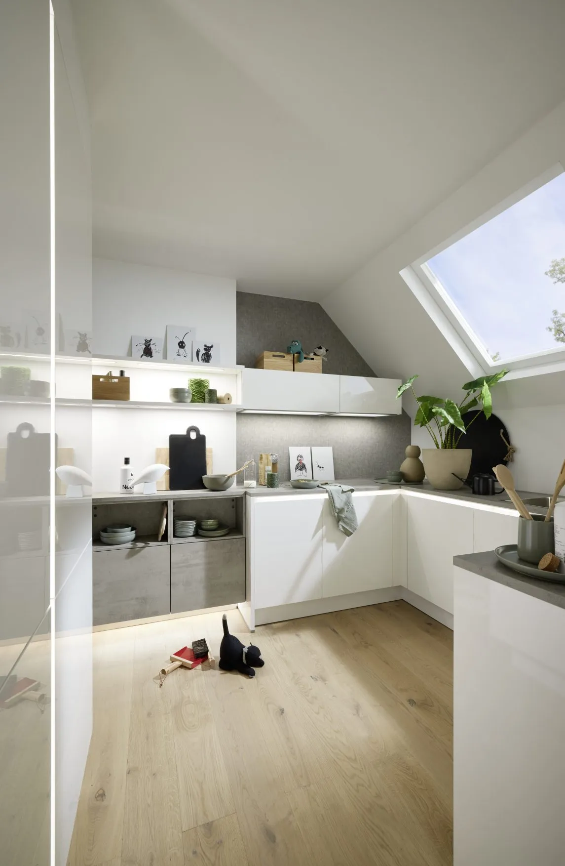Lux — alpine white — poza 2